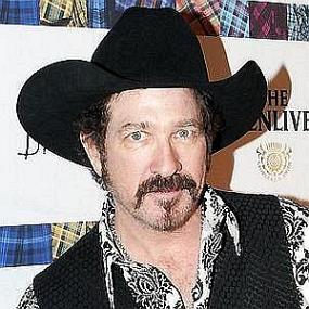 height of Kix Brooks