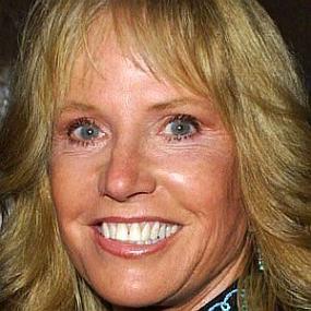 height of Leslie Charleson