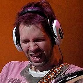 height of Paul Gilbert