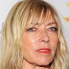 Kim Gordon: Height, Weight, Body Stats - CelebsDetails