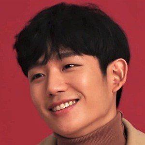 Jung Hae In Net Worth: Salary & Earnings for 2019-2020