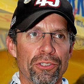 Kyle Petty Net Worth: Salary & Earnings for 2024