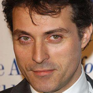 height of Rufus Sewell